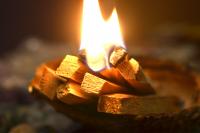 Palo santo combustion