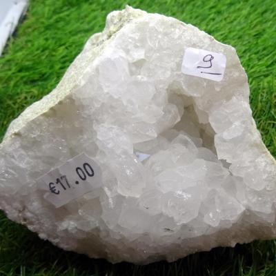 Géode  Cristal de Roche (9) 823 g