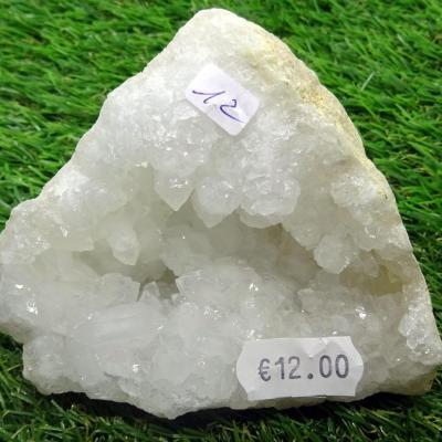 Géode  Cristal de Roche (12) 348 g