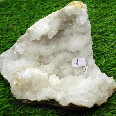 Géode  Cristal de Roche (1) 336 g