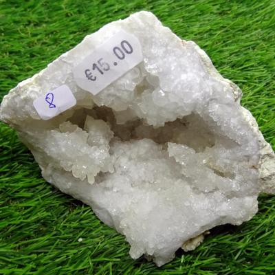 Géode  Cristal de Roche (8) 412 g