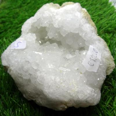Géode  Cristal de Roche (5) 430 g