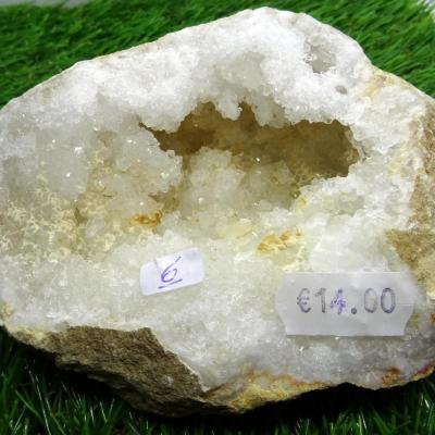 Géode  Cristal de Roche (6) 537 g
