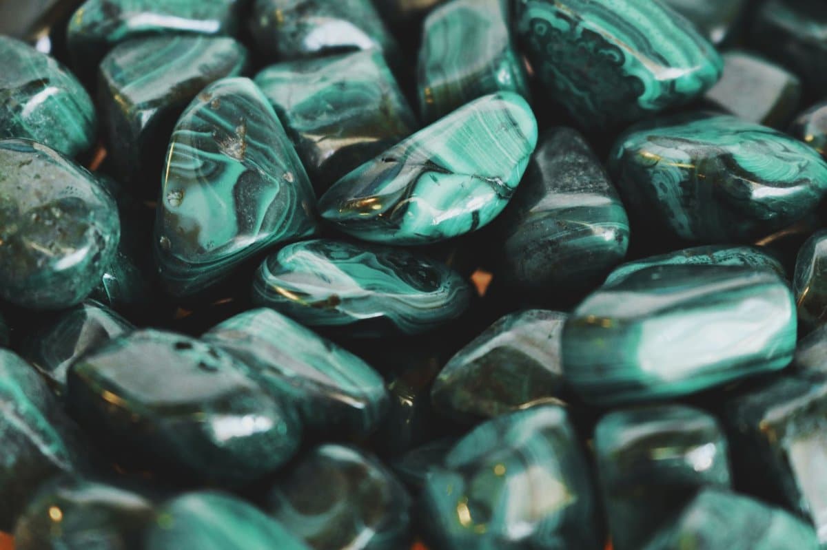 Chrysocolle : vertus, propriétés et bienfaits de la pierre verte